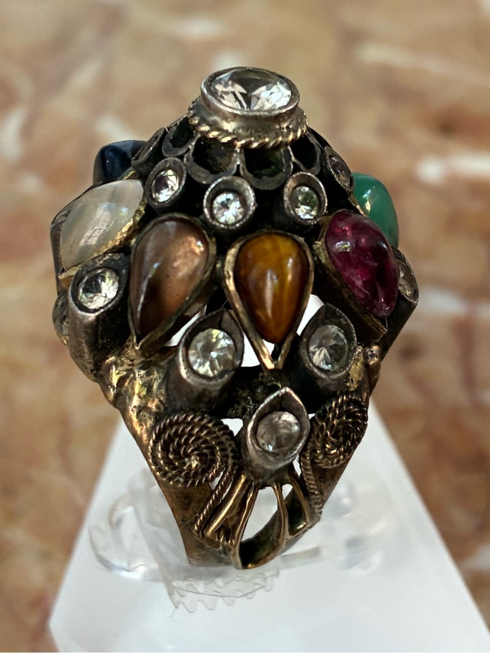RARE Antique Thai Princess (Harem) Ring | 14KT Gold | Size 7 - Picture 5 of 5